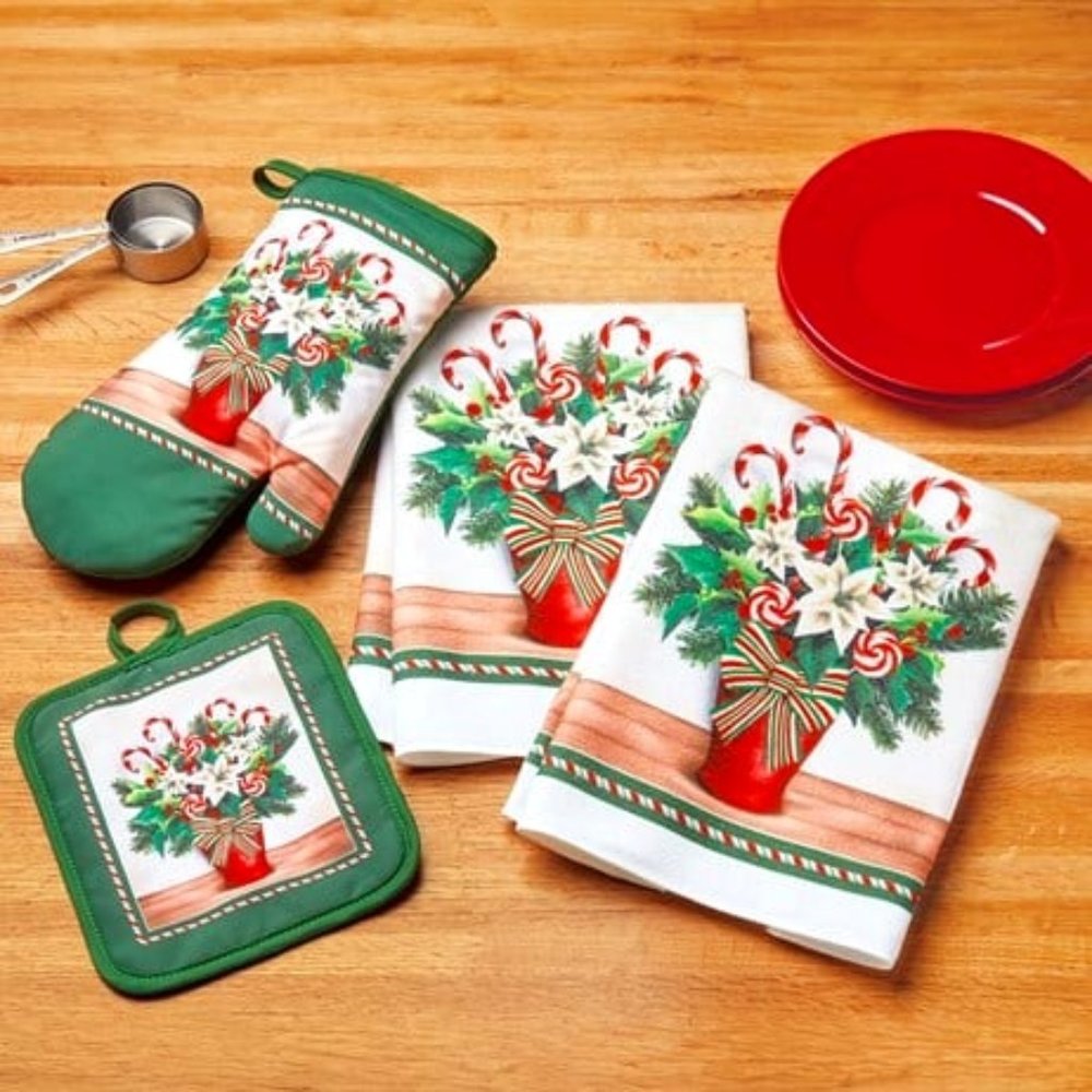🎄 4-piece Candy Cane & Poinsettia Kitchen Accessories Set  🎁